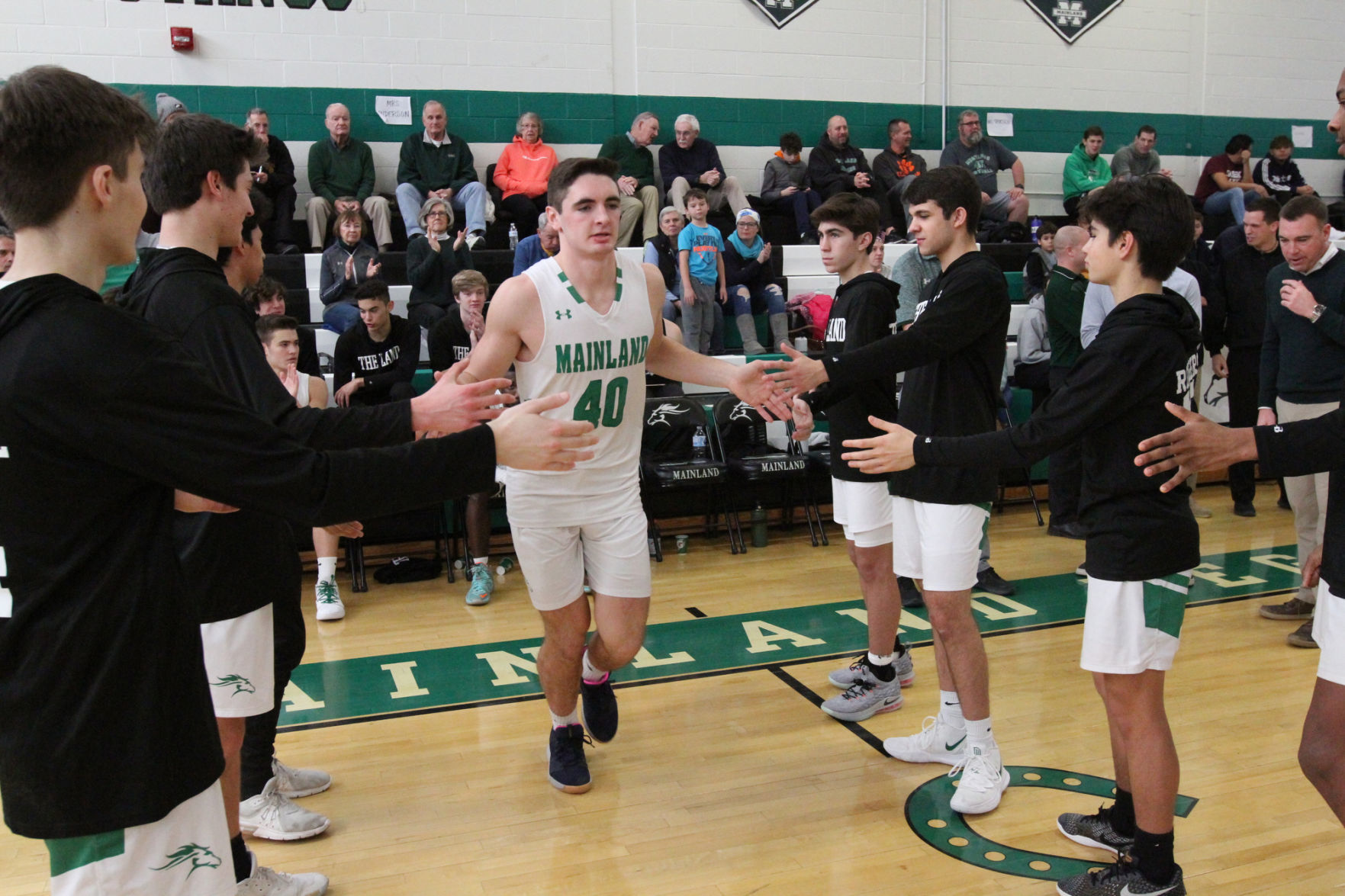 Mainland Cedar Creek boys basketball